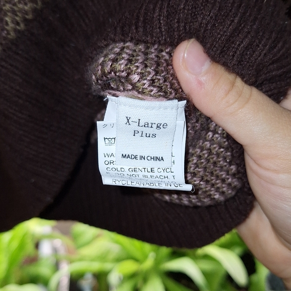 Grandpa Sweater - Picture 3 of 5